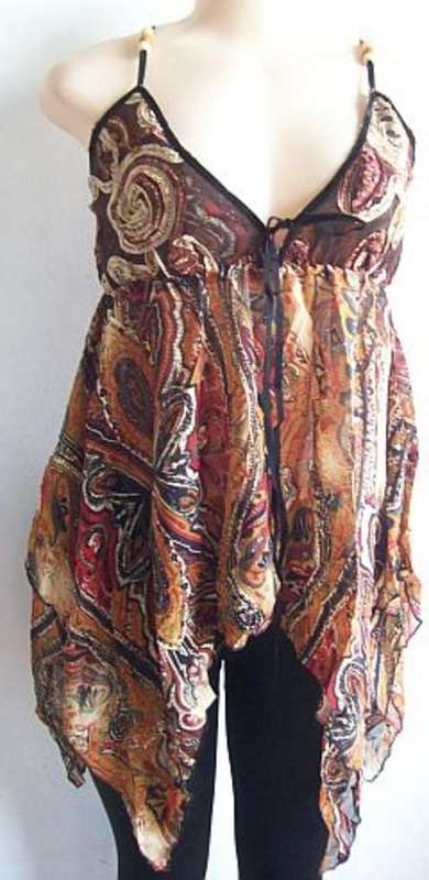 Floral Top. Size 36 - 38