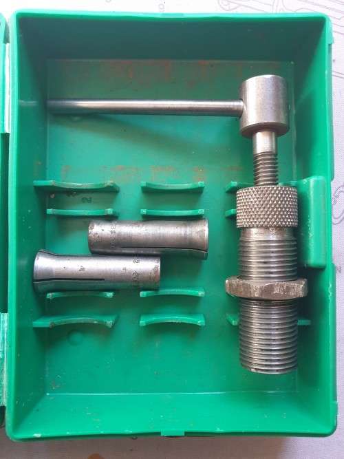 RCBS Bullet puller with collets