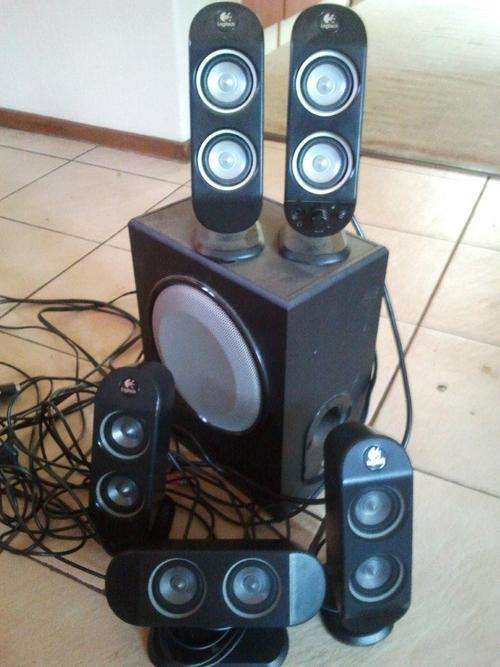 LOGITECH X-530 5.1 loud speakers
