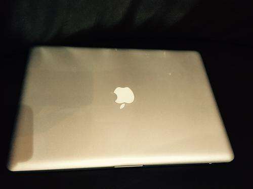 Apple MacBook pro 15' i7 , 8GB ram!!! INSANE MACHINE