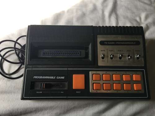 TV game - Programmable ( Possible Atari clone )