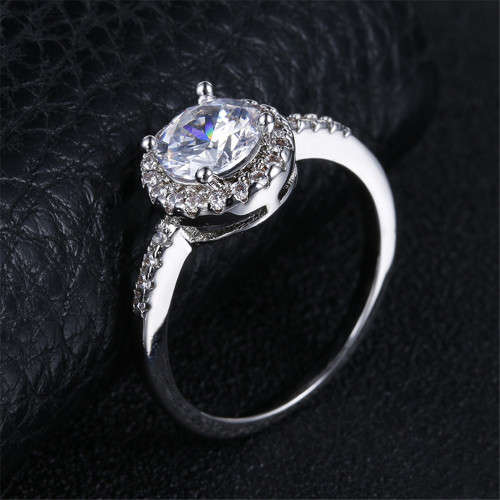 Stunning Vintage AAA cubic zirconia ring... 925 Stamped white gold filled.. Size 9 Available!!!!