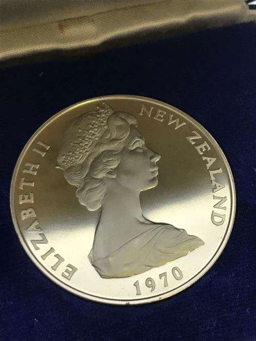 1 Dollar - Elizabeth II 2nd Portrait, Cook Islands