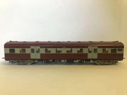 Lima Coach #9284 3rd Class