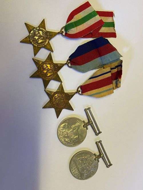 Unnamed WW2 Medal collection