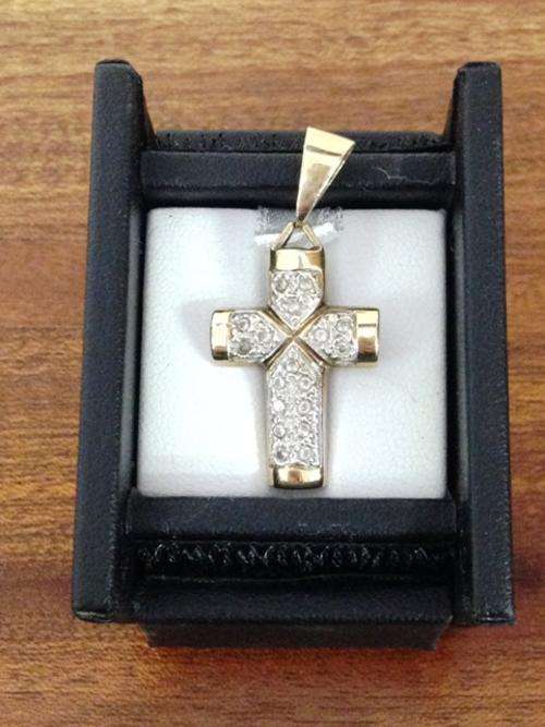 Gold Cross (9ct) Pendant