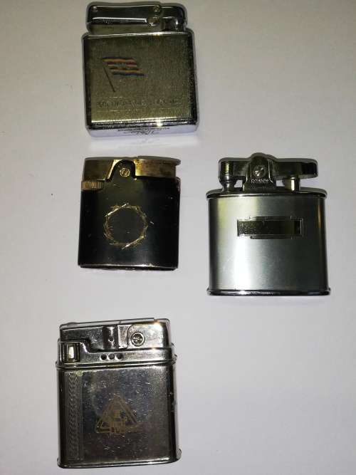 Job Lot of 10 Lighters