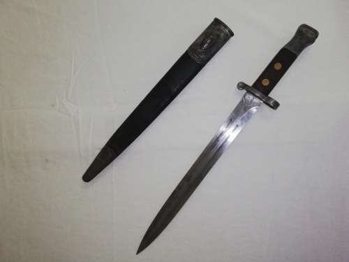 Boer War issued '88 Pattern Enfield Lee Metford bayonet & scabbard