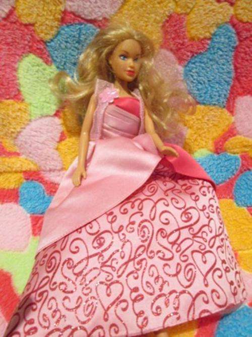2008 Chic Doll Made in China With Beautiful Pink Dress