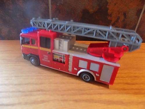 Teama Toys Scania Fire Engine Truck - Part Metal/Plastic