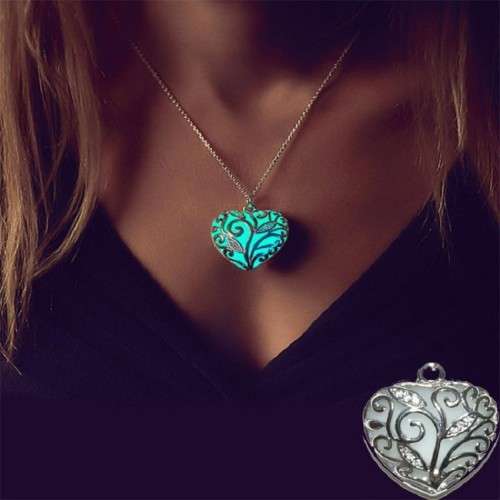 Luminous Heart-shaped Pendant Necklace Women Crystal Glowing Hollow Locket Necklace Magical Fairy Pe