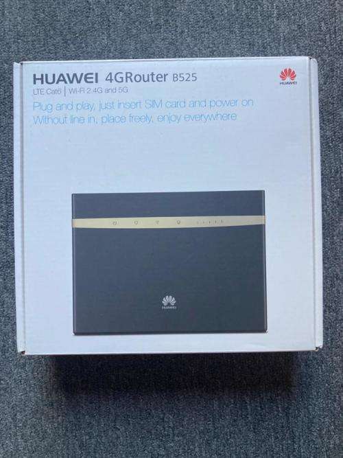 *Pristine Condition* Huawei 4G router
