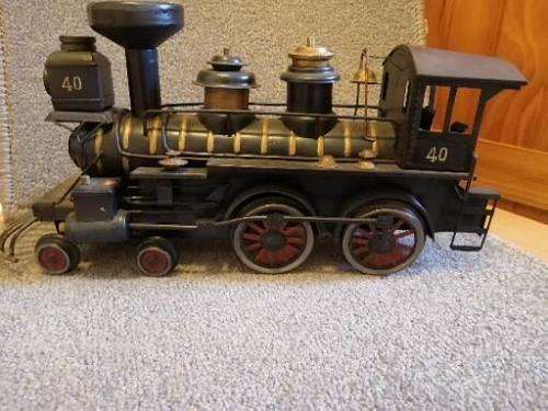 Tin train ornament