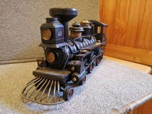 Tin train ornament