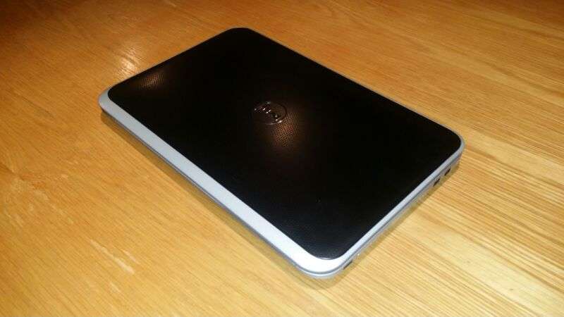 Dell Inspiron 17R 7720 8GB RAM i7-3610QM 1TB HDD 3d Glasses and Targus backpack