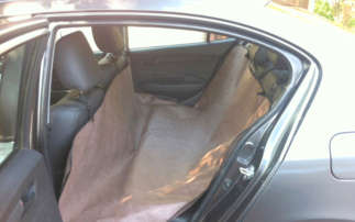 DOG CAR SEAT PROTECTOR - BACKED REVERSABLE - NON WOVEN MATERIAL - LOCAL MANUFACTURED.