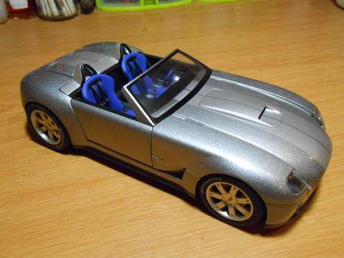 1/18 Autoart Ford Shelby Cobra Concept