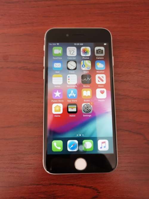 Apple iPhone 8 (64GB, Silver) + 24 Hour Delivery