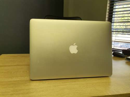 Apple Macbook Pro 15-inch Retina | Core i7 | 8GB RAM | 256GB SSD | Nvidia Graphics | Quick Delivery
