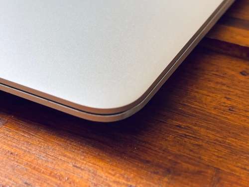 13-inch MacBook Air (Retina, 2018, 128GB SSD, 8GB RAM) Quick Delivery