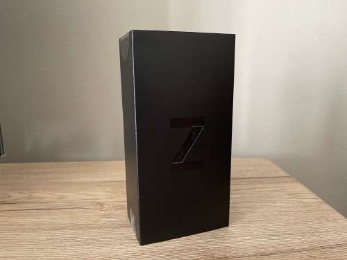 Samsung Galaxy Z Flip | 256GB | Mirror Black | 12 Month Warranty | Quick Delivery