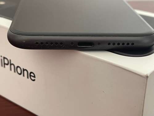 Apple iPhone 11 | 64GB | Black | Quick Delivery