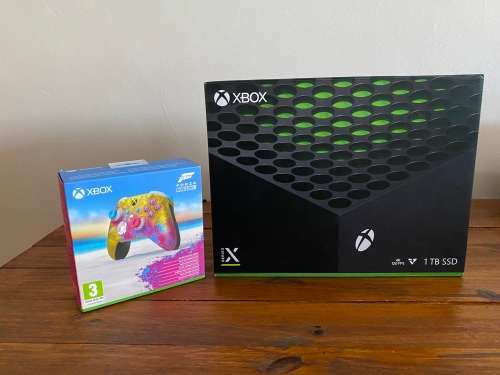 Microsoft Xbox Series X | 1TB | FH5 Controller | Quick Delivery