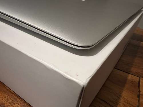 *PRODUCTIVITY MONSTER* Apple Macbook Air | 13-Inch | Core i5 | 256GB SSD | 4GB RAM | Quick Delivery