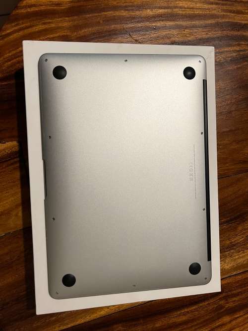 *PRODUCTIVITY MONSTER* Apple Macbook Air | 13-Inch | Core i5 | 256GB SSD | 4GB RAM | Quick Delivery