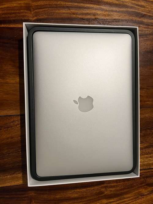 *PRODUCTIVITY MONSTER* Apple Macbook Air | 13-Inch | Core i5 | 256GB SSD | 4GB RAM | Quick Delivery