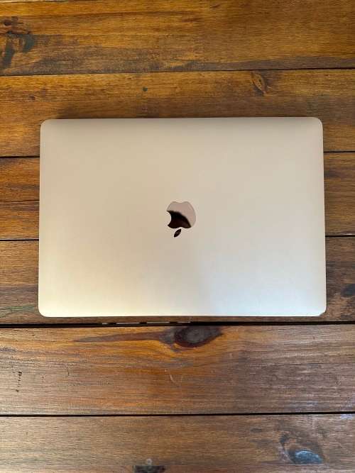 Apple Macbook Air | M1 Chip | 8GB RAM | 256GB | Gold | R30 Delivery