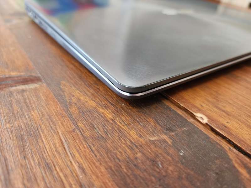 Asus Zenbook 13 Laptop | 8th Gen i7 | Nvidia MX150 | 16GB RAM | 512GB SSD | R30 Delivery