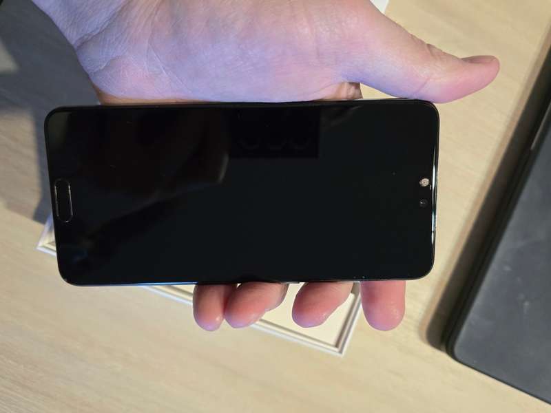 Huawei P20 Smartphone | 128GB Storage | 4GB RAM | Midnight Blue | R30 Delivery
