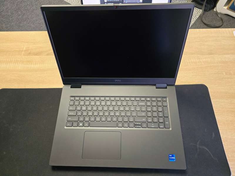 Dell precision 7780 | i7-13850HX | 64GB | 1TB NVMe | RTX 4090 16GB | R30 Delivery