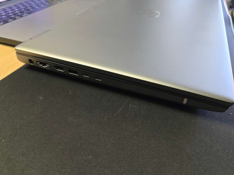 Dell precision 7780 | i7-13850HX | 64GB | 1TB NVMe | RTX 4090 16GB | R30 Delivery