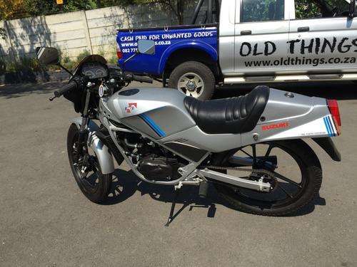 Suzuki RG 50 Gamma - Silver