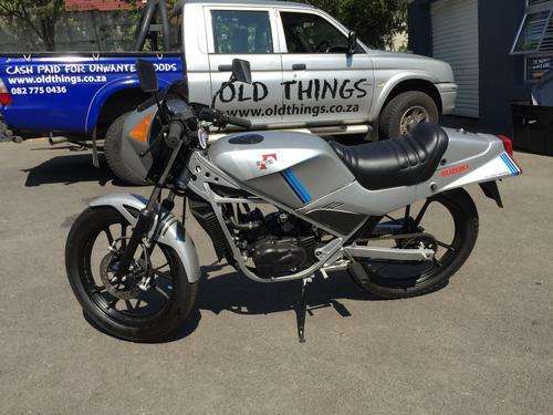 Suzuki RG 50 Gamma - Silver
