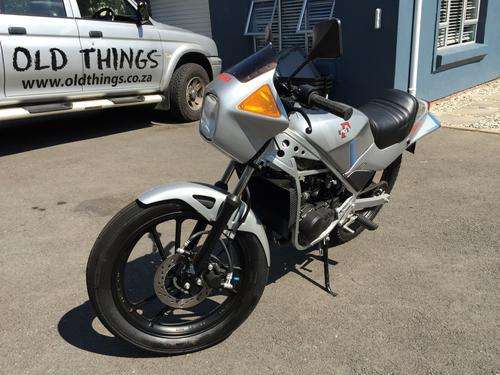 Suzuki RG 50 Gamma - Silver
