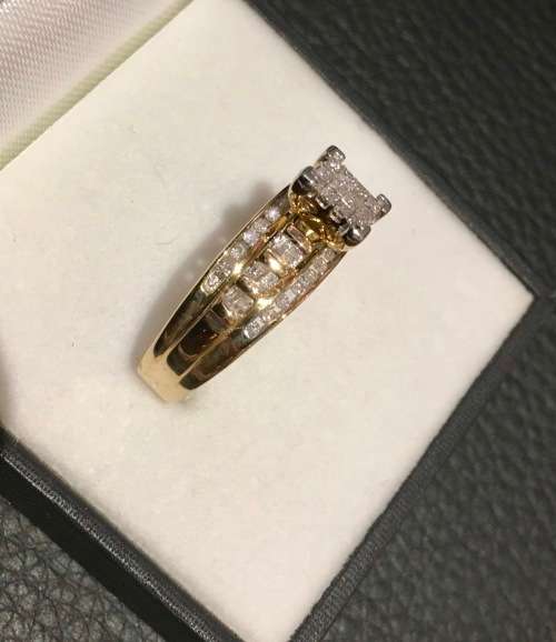 INVISIBLE DESIGN 1.00ct DIAMOND RING IN YELLOW GOLD with CERTIFICATE