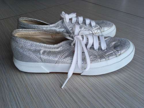 SUPERGA Classic SILVER Ladies Sneakers - Size 4 SA/UK