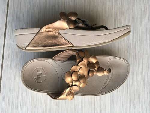FITFLOPS FLOWER SLIPPERS/SANDALS - Size 4 UK / SA
