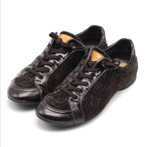 LOUIS VUITTON Energie Monogram Women`s Sneakers
