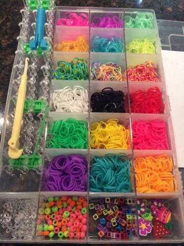 COLORFUL 2200 + BEADS LOOM BANDS SET