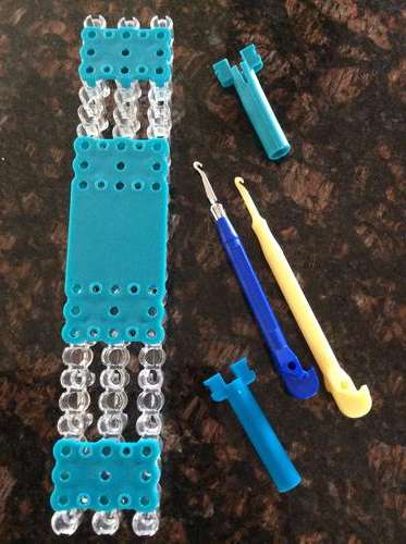 OUR LAST STOCK !!! METAL HOOKS AND HARD LOOM BOARDS COMBO