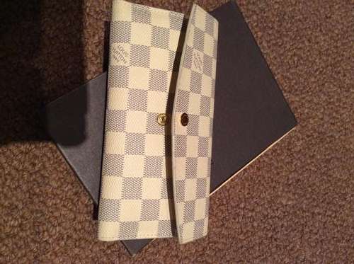 Stylish White Wallet