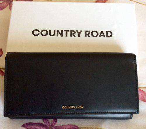 COUNTRY ROAD - LADIES LEATHER WALLET - BRAND NEW