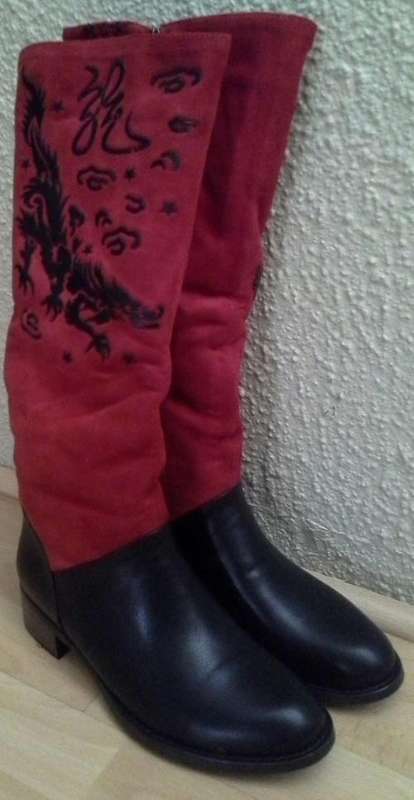 Beautiful ZUI Boots Size: UK 37 - Brand New Condition - Burgandy Color