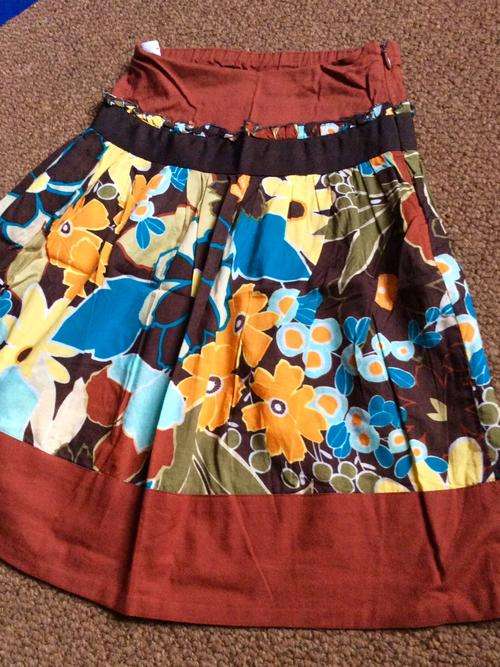 ZARA GIRLS SKIRT- IN VERY GOOD CONDITION