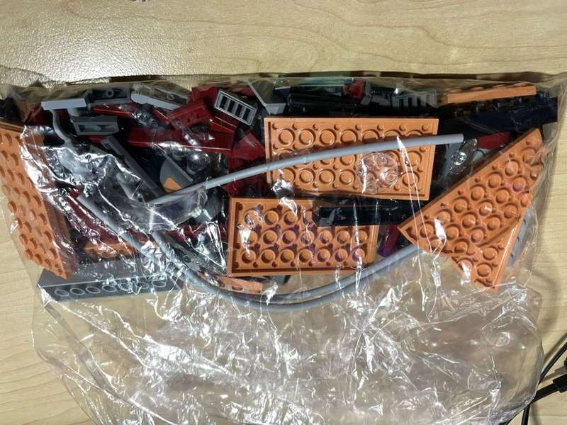 Star Wars Lego Luke Skywalker Landspeeder set Set # 75173