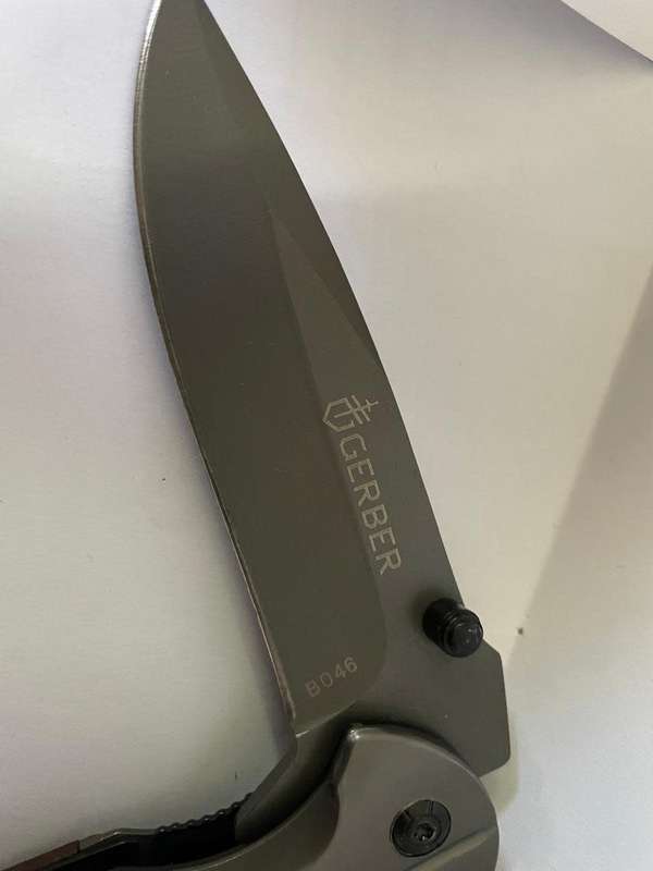 Gerber Knife Every Day Carry - great condition - as new